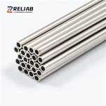 Tubo microporoso de titânio